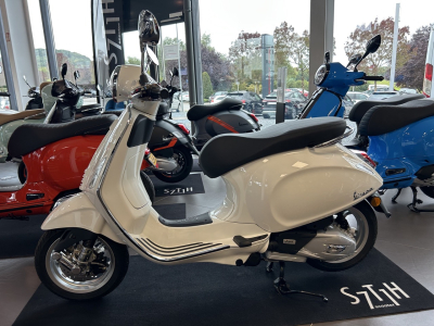 Vespa Primavera 125 
