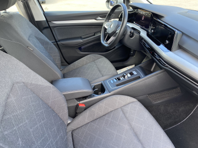 Volkswagen Golf GOLF 8 1.0 e-TSI Life DSG 110 Webasto