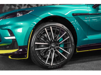 Aston Martin DBX 707 AMR23 4.0 V8 Bi-Turbo