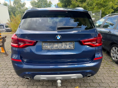 BMW X3 BMW X3 2,0 XDRIVE PANORAMA HEAD UP 360 KAMERA AHK