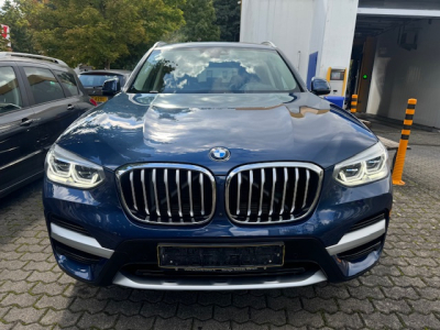 BMW X3 BMW X3 2,0 XDRIVE PANORAMA HEAD UP 360 KAMERA AHK