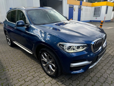 BMW X3 BMW X3 2,0 XDRIVE PANORAMA HEAD UP 360 KAMERA AHK