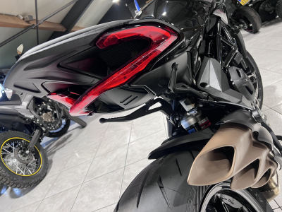 MV Agusta Dragster 800