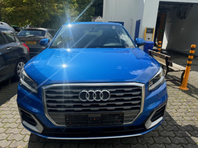 Audi Q2 AUDI Q2 SPORT LEDER NAVI LED SHZ TEMPOMAT MFL
