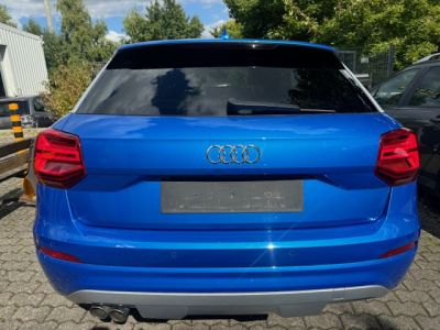 Audi Q2 AUDI Q2 SPORT LEDER NAVI LED SHZ TEMPOMAT MFL