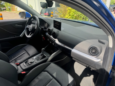 Audi Q2 AUDI Q2 SPORT LEDER NAVI LED SHZ TEMPOMAT MFL