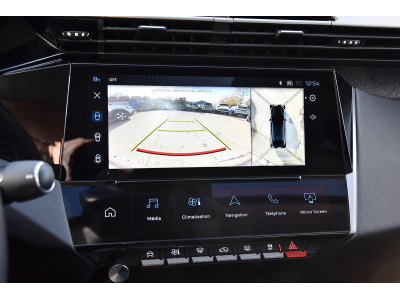 Peugeot 408 1.2 PureTech Allure EAT8