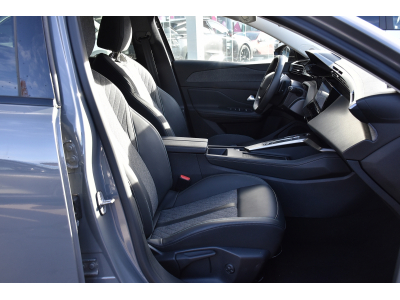 Peugeot 408 1.2 PureTech Allure EAT8