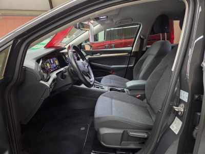 Volkswagen Golf VIII TDI BOITE AUTO. 116CV