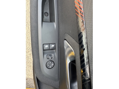 Peugeot 208 1.2 PURETECH 75CV