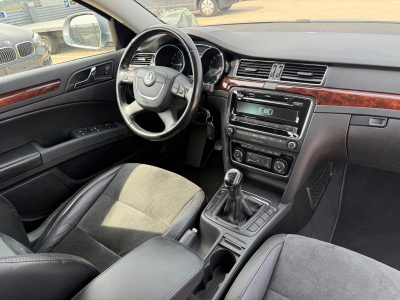 Skoda Superb 2.0 Tdi 170
