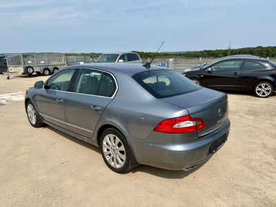 Skoda Superb 2.0 Tdi 170