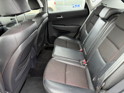 Hyundai i30 1.4 16v 110ch