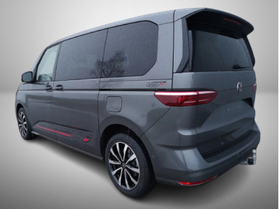 Volkswagen T7 Multivan 2.0 TDI 150 DSG Sport