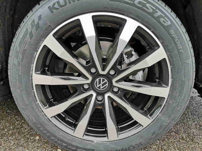 Volkswagen T7 Multivan 2.0 TDI 150 DSG Sport Long