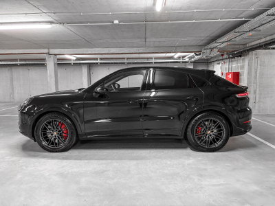Porsche Cayenne Coupe GTS 4.0 V8/PANO/HEADUP/21/VOLL
