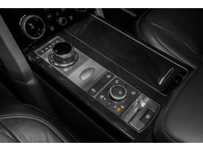 Land-Rover Range Rover Autobiography