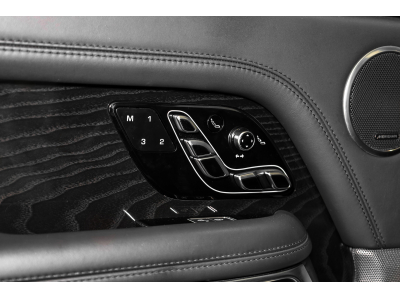 Land-Rover Range Rover Autobiography