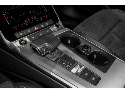 Audi A6 AVANT 55 TFSI E S-LINE QUATTRO