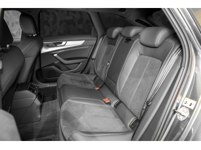 Audi A6 AVANT 55 TFSI E S-LINE QUATTRO