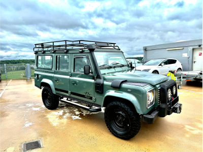 Land-Rover Defender 110 TD4 SE *Blaser Edition*  1 of 60