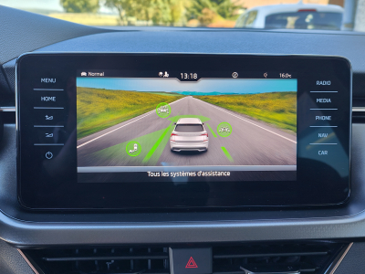 Skoda Kamiq 1.0 TSI CARPLAY CAMERA VOLANT + SIEGES CHAUFF CHAUFF