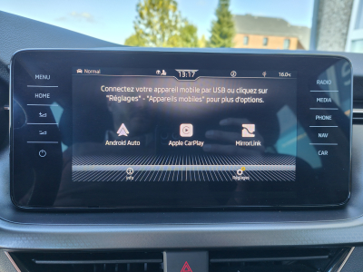 Skoda Kamiq 1.0 TSI CARPLAY CAMERA VOLANT + SIEGES CHAUFF CHAUFF