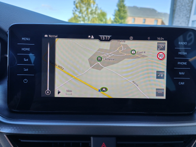 Skoda Kamiq 1.0 TSI CARPLAY CAMERA VOLANT + SIEGES CHAUFF CHAUFF