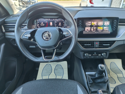 Skoda Kamiq 1.0 TSI CARPLAY CAMERA VOLANT + SIEGES CHAUFF CHAUFF