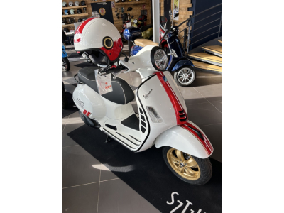 Vespa GTS 300 Racing 60s