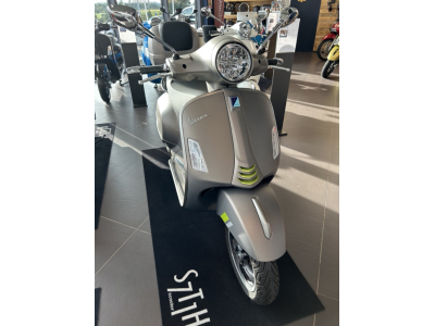 Vespa GTS 125 Super Tech