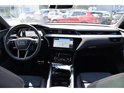 Audi Q8 e-tron 55 Quattro S-Line