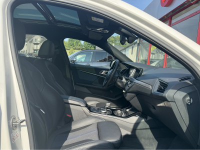 BMW 118 i M SPORT PAKET PANO CUIR NAVI 1 HAND