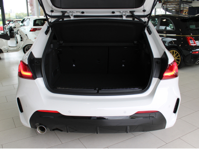 BMW 118 i M SPORT PAKET PANO CUIR NAVI 1 HAND