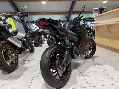 Ultraviolette F77 SuperStreet Cosmic Black