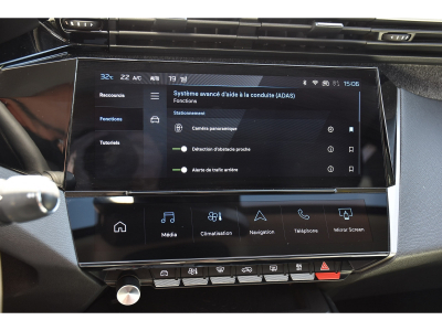 Peugeot 408 1.2 PureTech Allure EAT8