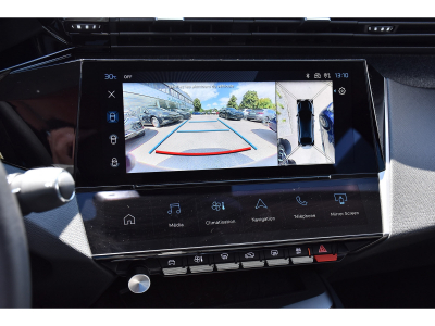 Peugeot 408 1.2 PureTech Allure EAT8