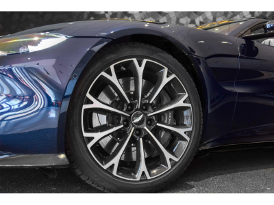 Aston Martin V8 Vantage ROADSTER - Ultramarine Black