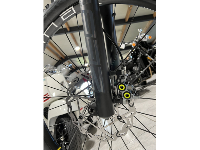 Fantic XEF 1.9 RACE L 720Wh, 29''-27,5'', freins 4 pistons, 90 Nm