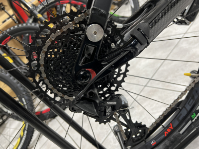 Fantic XTF 1.5 Carbon XL  720 Wh, 29''-29'', freins 2 pistons, 90 Nm