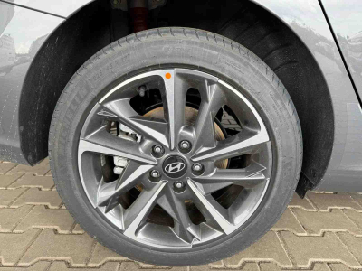 Hyundai i30 1.5 T-GDI 140 AT Go Plus