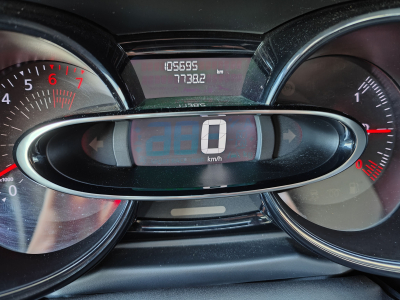 Renault Clio 1.2l 73 CH. CRUISE CONTROL RADIO