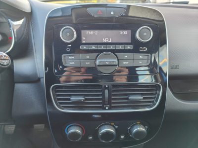 Renault Clio 1.2l 73 CH. CRUISE CONTROL RADIO
