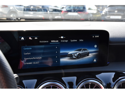 Mercedes-Benz A 200 AMG Line 7G-Tronic