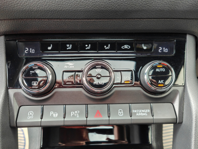 Skoda Kodiaq 2.0 TDI DSG SPORTLINE TOIT OUV CARPLAY CAMERA