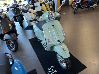 Vespa Primavera 125 
