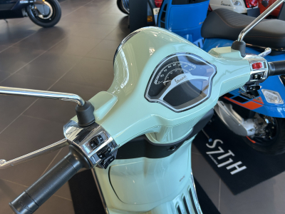 Vespa Primavera 125 