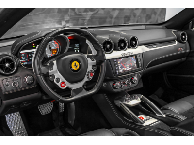 Ferrari FF V12 - GRIGIO TITANIO