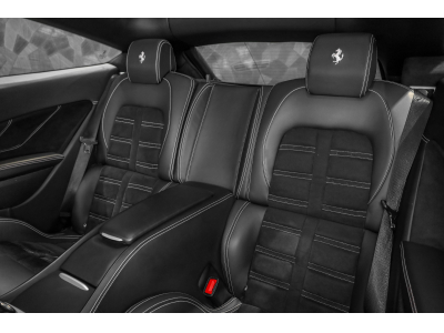 Ferrari FF V12 - GRIGIO TITANIO