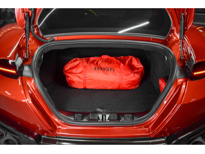 Ferrari Roma V8 - ROSSO FIORANO